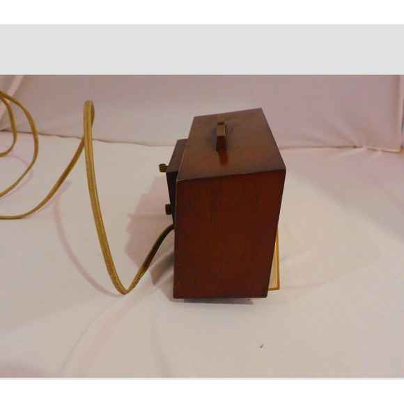 VINTAGE SETH THOMAS ELECTRIC ALARM CLOCK MADE IN THE USA WORKING CONDITION - Picture 2 of 7